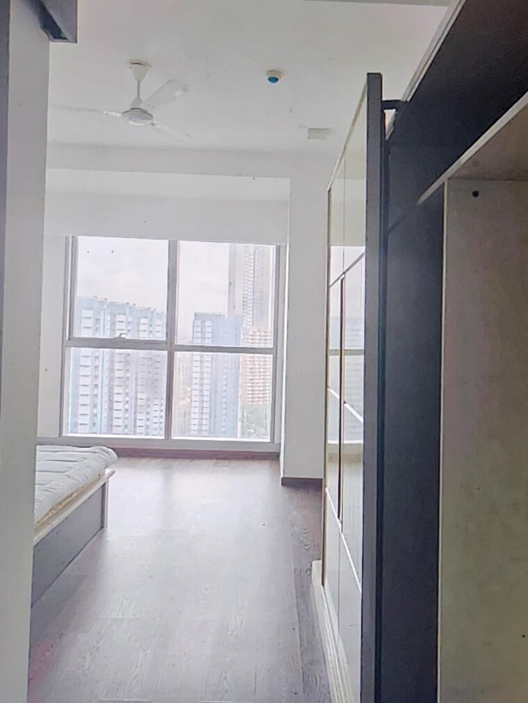 Room, prabhadevi 3 Bedroom 1620 Sq.Ft. Apartment In Prabhadevi Mumbai 9408995