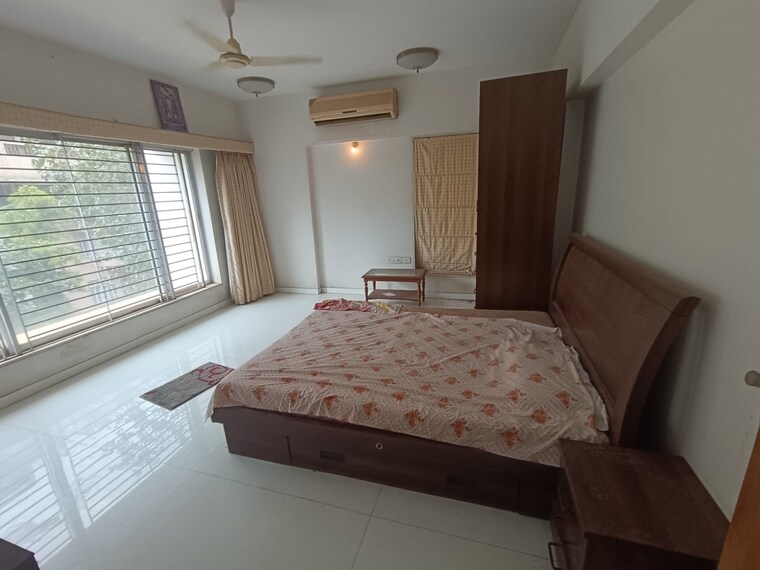 Bedroom, tulsi-villa-santacruz 5 Bedroom 1500 Sq.Ft. Apartment In Santacruz West Mumbai 9409071