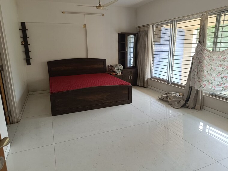 Master Bedroom, tulsi-villa-santacruz 5 Bedroom 1500 Sq.Ft. Apartment In Santacruz West Mumbai 9409071