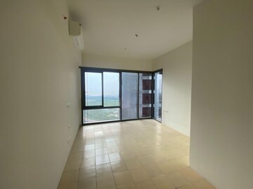 Room in 3 BHK Apartment at Mahalaxmi – for Rent