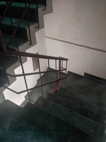 Staircase in 3 BHK Independent House at Gomti Nagar – for Rent
