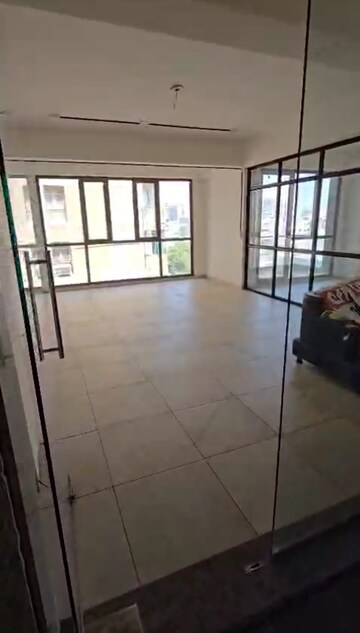 Room in  Office Space at Gurukul – for Rent