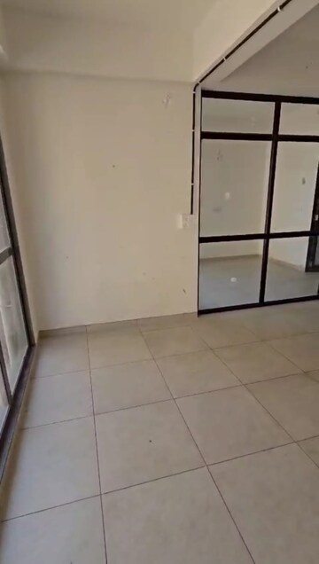 Room in  Office Space at Gurukul – for Rent