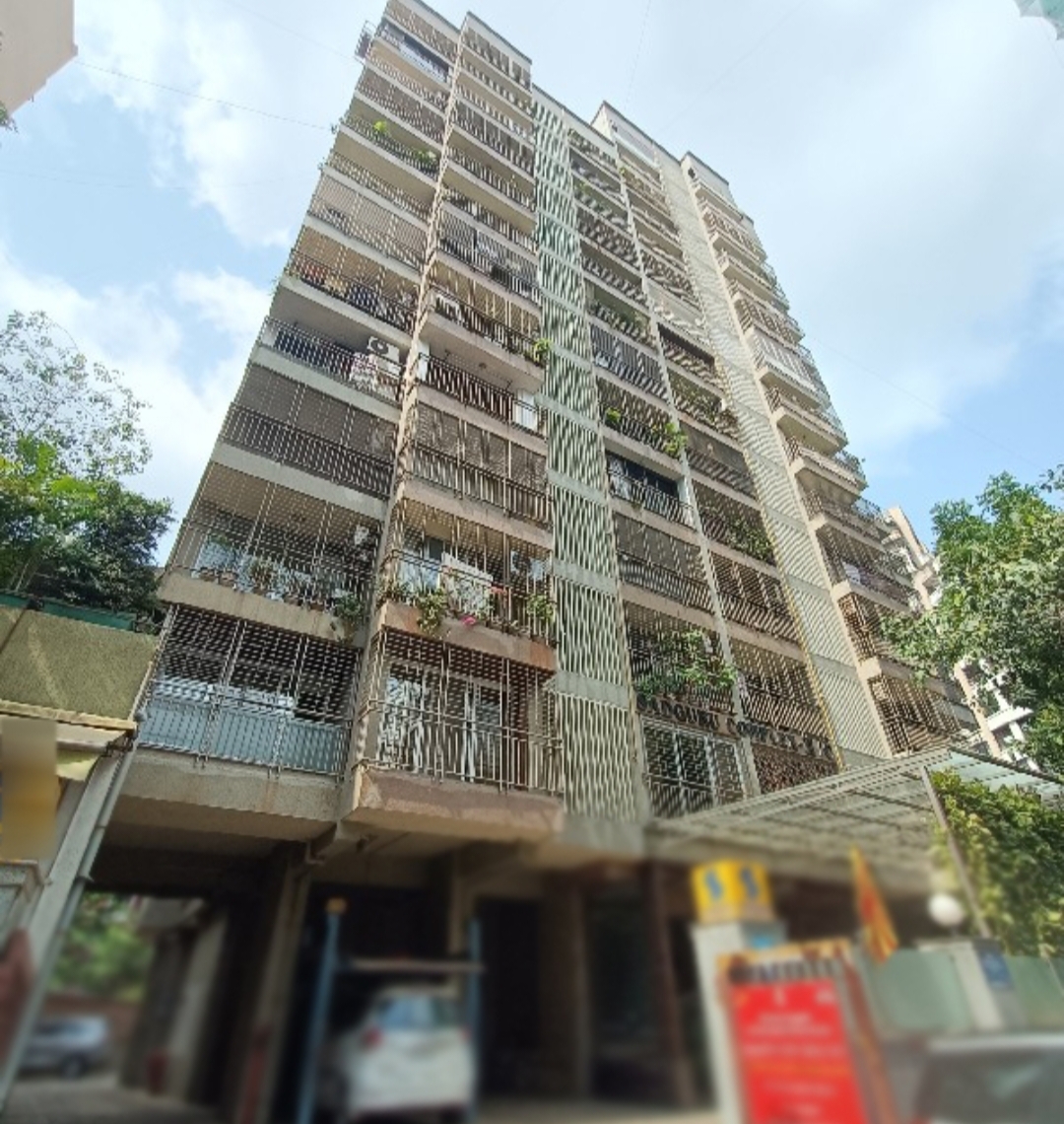 2 BHK 750 Sq.Ft. Apartment in Sadguru Towers