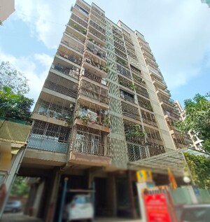 2 BHK Apartment For Sale in Sadguru Towers, Goregaon East