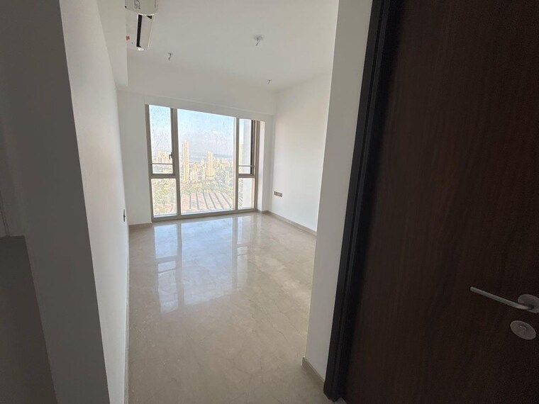 Room, worli 3 Bedroom 1200 Sq.Ft. Apartment In Worli Mumbai 9409100