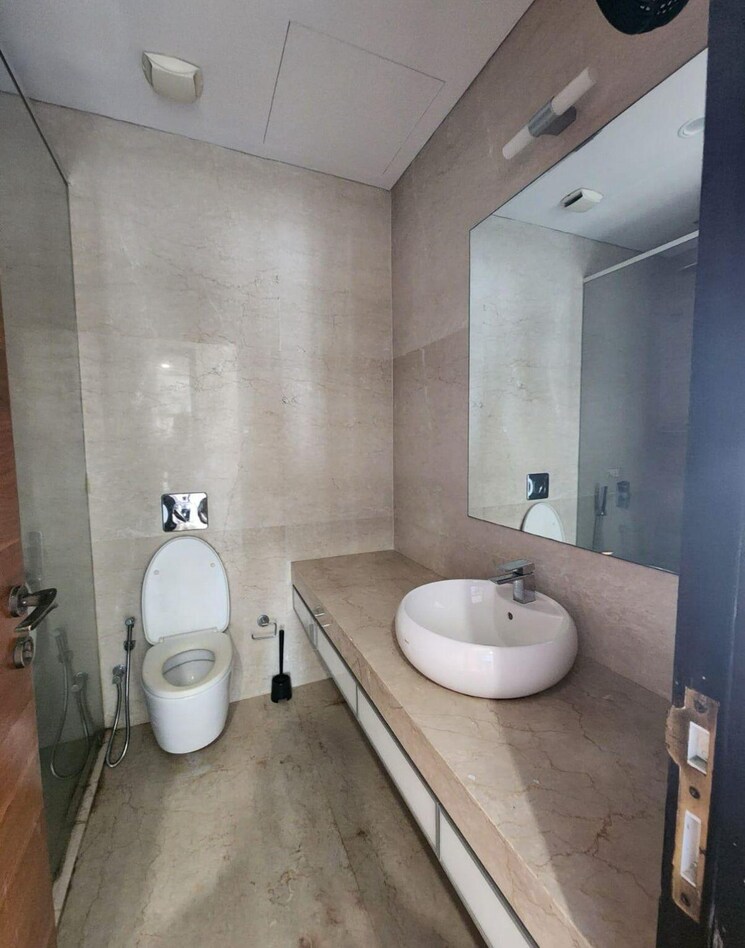 Bathroom, omkar-1973 3 Bedroom 2497 Sq.Ft. Apartment In Worli Mumbai 9409135