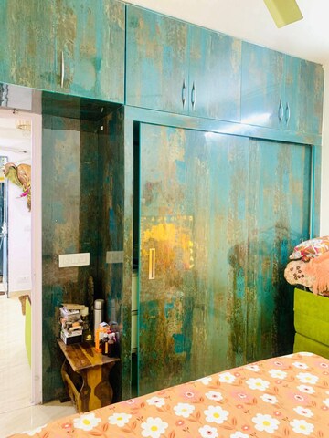 Furnished Amenities in 2 BHK Apartment at Divyansh Flora, Sector 16c Greater Noida – for Rent