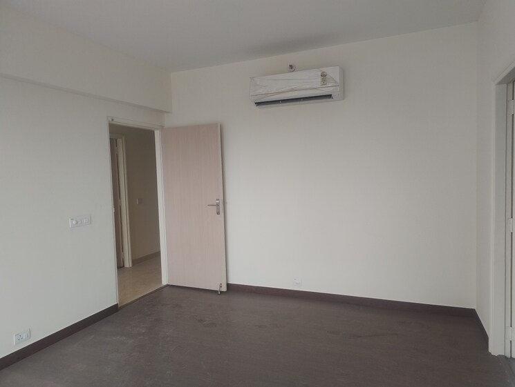 Room, emaar-palm-gardens 3 Bedroom 1900 Sq.Ft. Apartment In Sector 83 Gurgaon 9409133