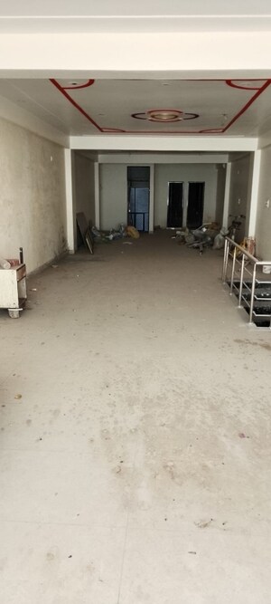 Parking in 2 BHK Builder Floor at New Ashok Nagar – for Rent