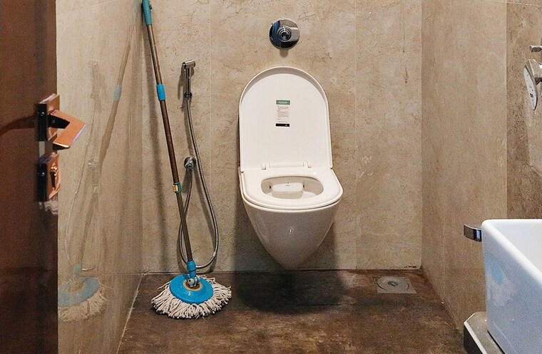 Bathroom, jogeshwari east Pg For Boys In Jogeshwari East 9409143