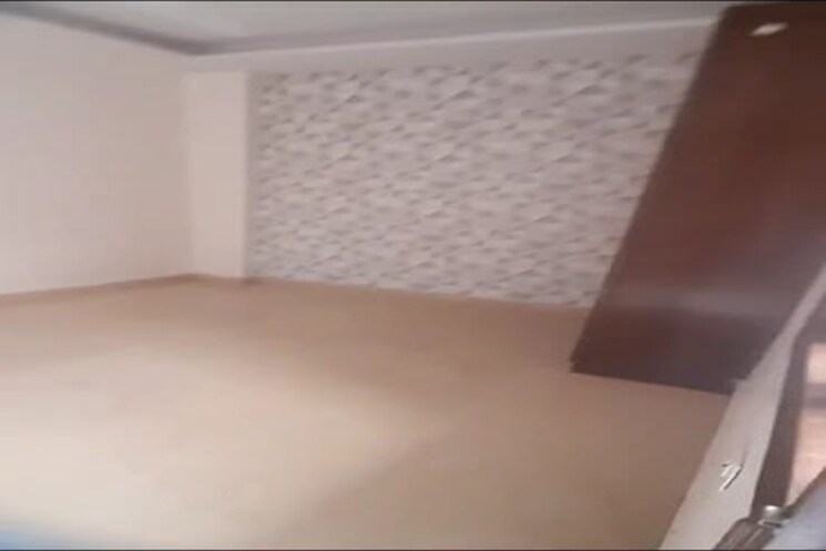 Room, sector 14 dwarka 2 Bedroom 800 Sq.Ft. Builder Floor In Sector 14 Dwarka Delhi 9409147