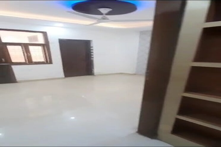 Room, sector 14 dwarka 2 Bedroom 800 Sq.Ft. Builder Floor In Sector 14 Dwarka Delhi 9409147
