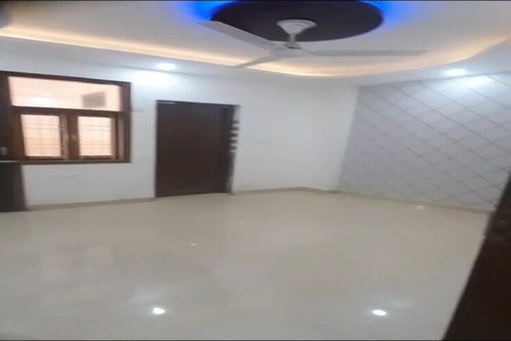 Room, sector 14 dwarka 2 Bedroom 812 Sq.Ft. Builder Floor In Sector 14 Dwarka Delhi 9409277