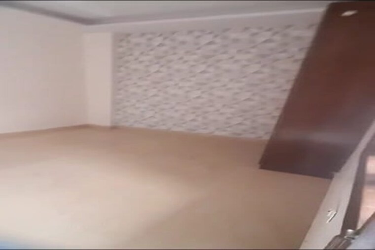 Room, sector 14 dwarka 2 Bedroom 878 Sq.Ft. Builder Floor In Sector 14 Dwarka Delhi 9409284