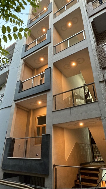 2 BHK Builder Floor For Rent in Dlat Die Rent