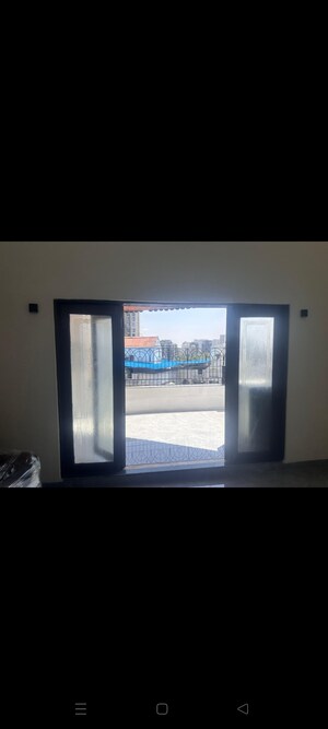 Room in 3 BHK Apartment at Flower Valley Complex, Khopat – for Rent