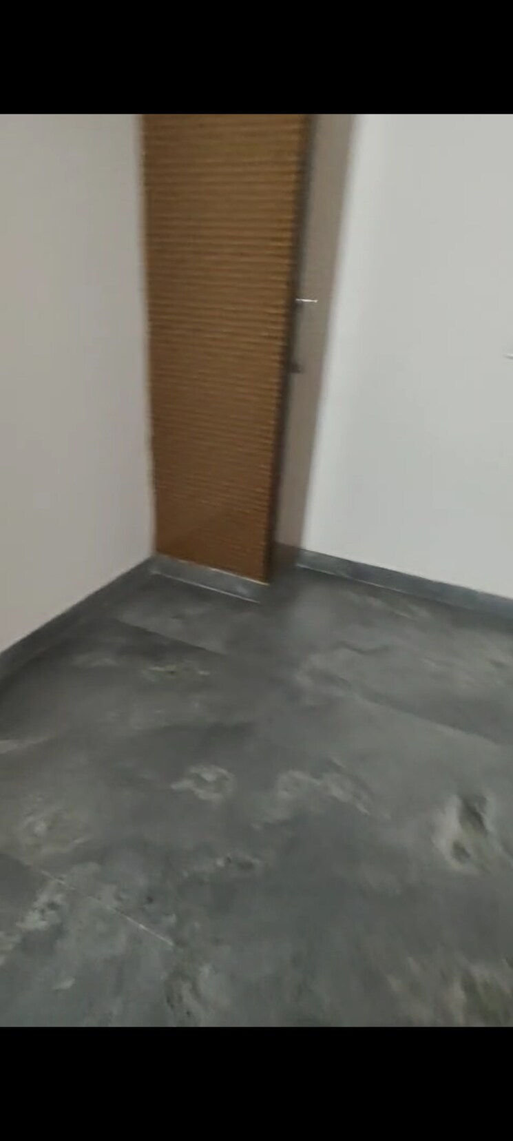 Room, shalimar bagh 1 Bedroom 700 Sq.Ft. Builder Floor In Shalimar Bagh Delhi 9409251