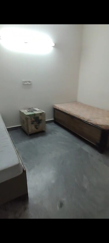 Living Room in 1 BHK Builder Floor at Shalimar Bagh – for Rent