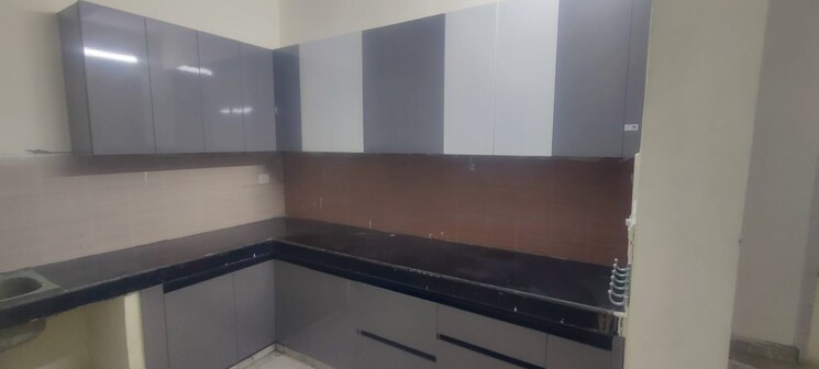 Kitchen, upavp-ganga-yamuna-and-hindon-enclave 2.5 Bedroom 1280 Sq.Ft. Apartment In Pratap Vihar Ghaziabad 9409312