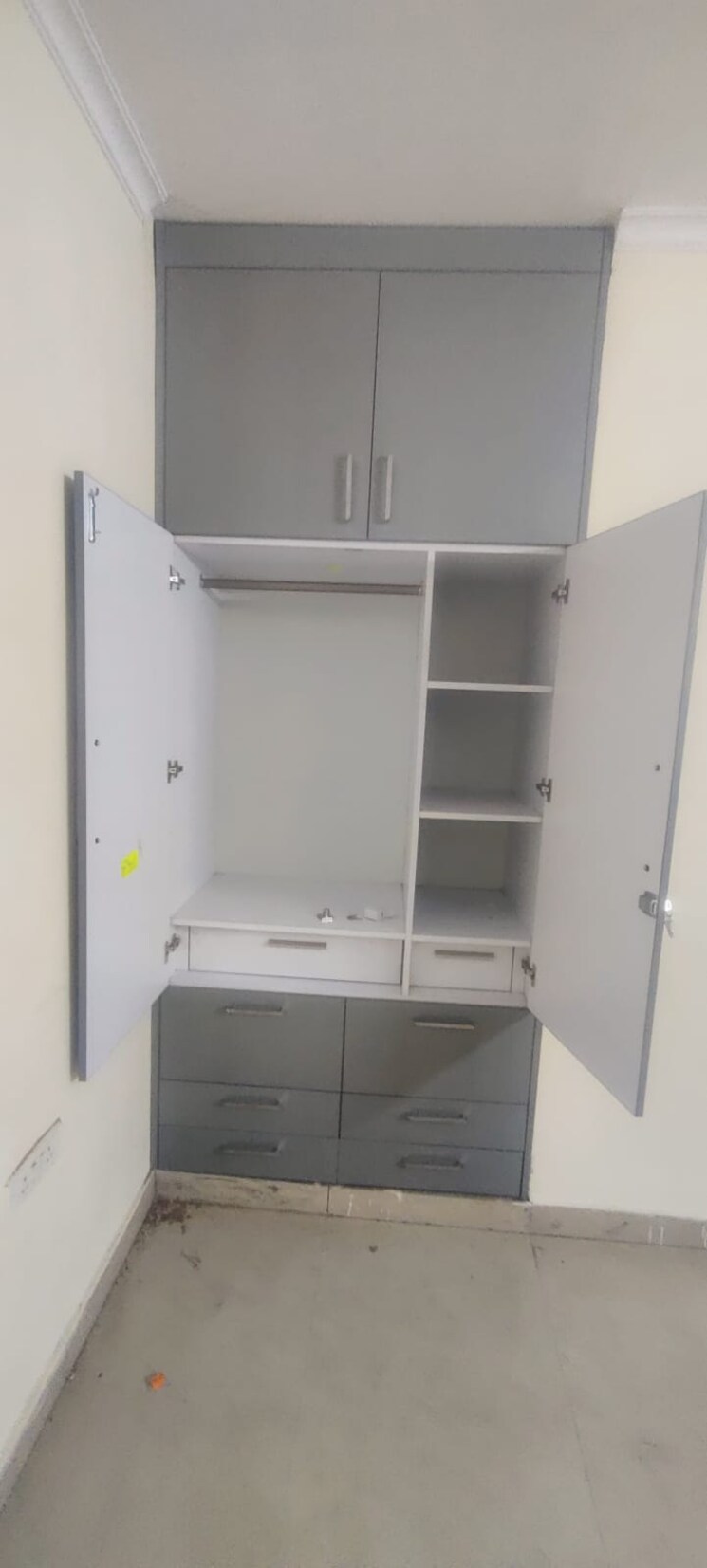 Bathroom, upavp-ganga-yamuna-and-hindon-enclave 2.5 Bedroom 1280 Sq.Ft. Apartment In Pratap Vihar Ghaziabad 9409312