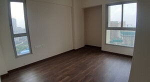 Room in 2 BHK Apartment at Piramal Vaikunth, Balkum Pada – for Sale