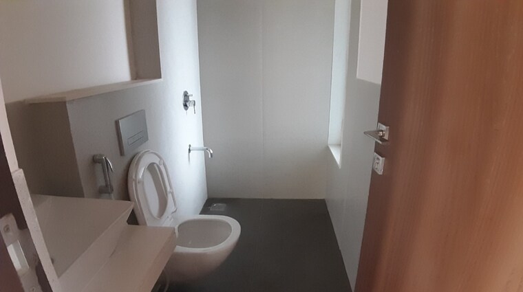 Bathroom, piramal-vaikunth 2 Bedroom 708 Sq.Ft. Apartment In Balkum Pada Thane 9409262