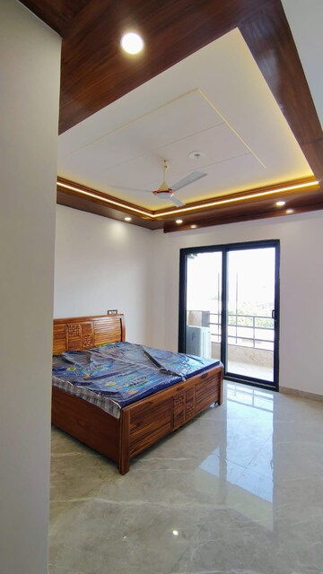 Bedroom in 4 BHK Builder Floor at Sushant Lok 2, Sector 57 – for Rent