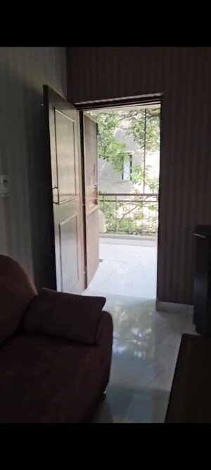 Living Room in 2 BHK Builder Floor at Shalimar Bagh – for Rent