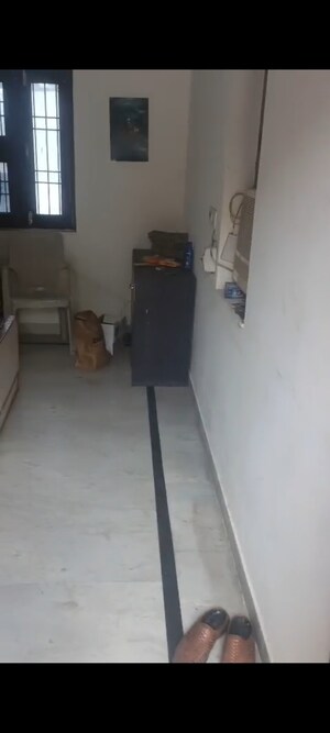 Room in 1 RK Builder Floor at Shalimar Bagh – for Rent