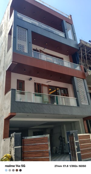 3 BHK Builder Floor – Exterior View View at Rps Palms, Sector 88 - for Sale