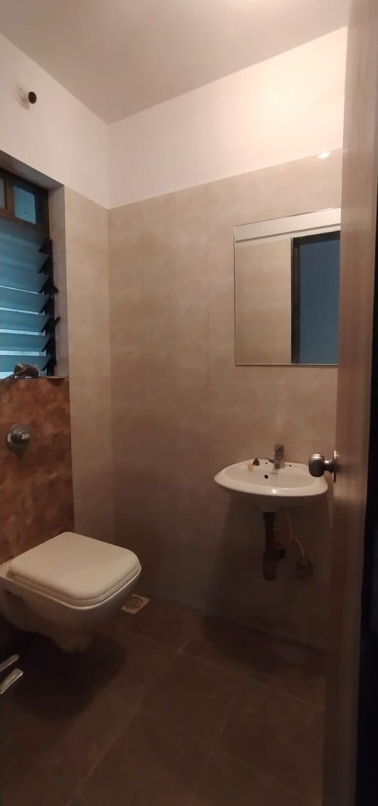Bathroom, ameet-tower 2 Bedroom 1170 Sq.Ft. Apartment In Chembur Mumbai 9409443