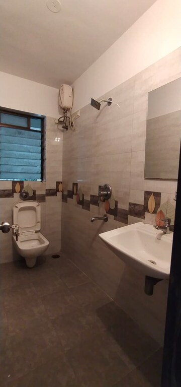 Bathroom in 2 BHK Apartment at Ameet Tower, Chembur – for Rent