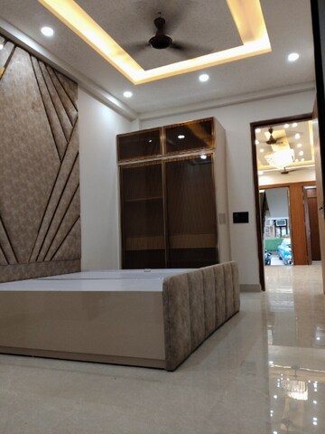 Building Lobby in 3 BHK Builder Floor at Bharti Apartments, Shakti Khand iv – for Sale