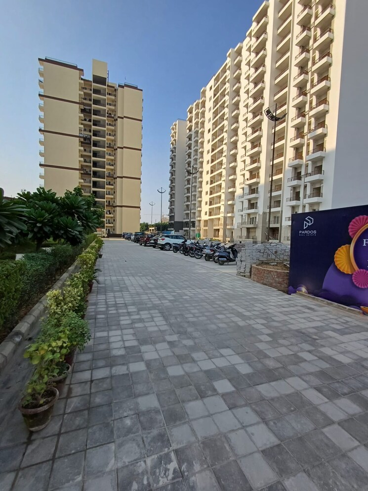 Exterior View, pardos-okas-residency 3 Bedroom 1656 Sq.Ft. Apartment In Sushant Golf City Lucknow 9409568