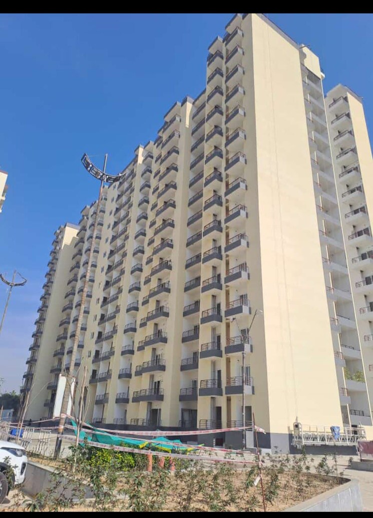 Exterior View, pardos-okas-residency 3 Bedroom 1656 Sq.Ft. Apartment In Sushant Golf City Lucknow 9409568