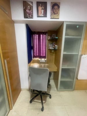 Bedroom in 3 BHK Apartment at Chembur – for Rent