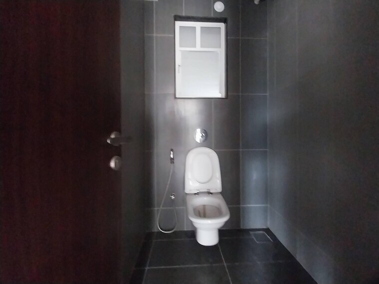 Bathroom, yashwin-orrizonte 2 Bedroom 780 Sq.Ft. Apartment In Kharadi Pune 9409506