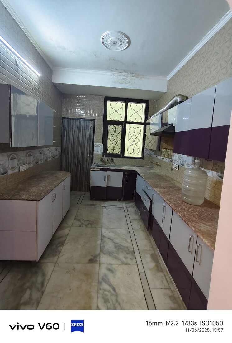 Kitchen, sector 47 5 Bedroom 112 Sq.Mt. Independent House In Sector 47 Noida 9409636