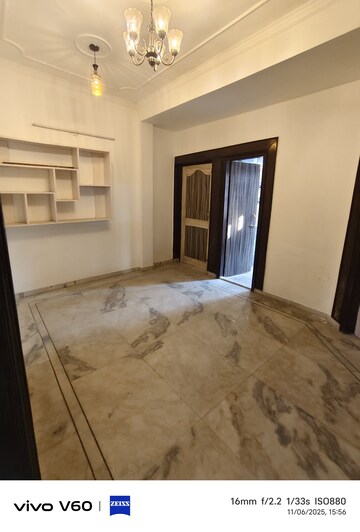 Room in 5 BHK Independent House at Sector 47 – for Sale