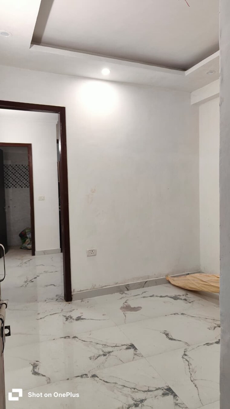 Room, saket 1 Bedroom 450 Sq.Ft. Apartment In Saket Delhi 9409663