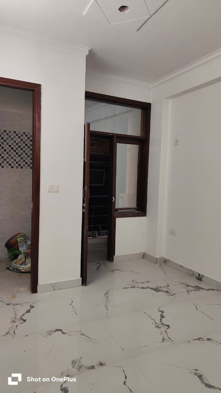 Room, saket 1 Bedroom 450 Sq.Ft. Apartment In Saket Delhi 9409663