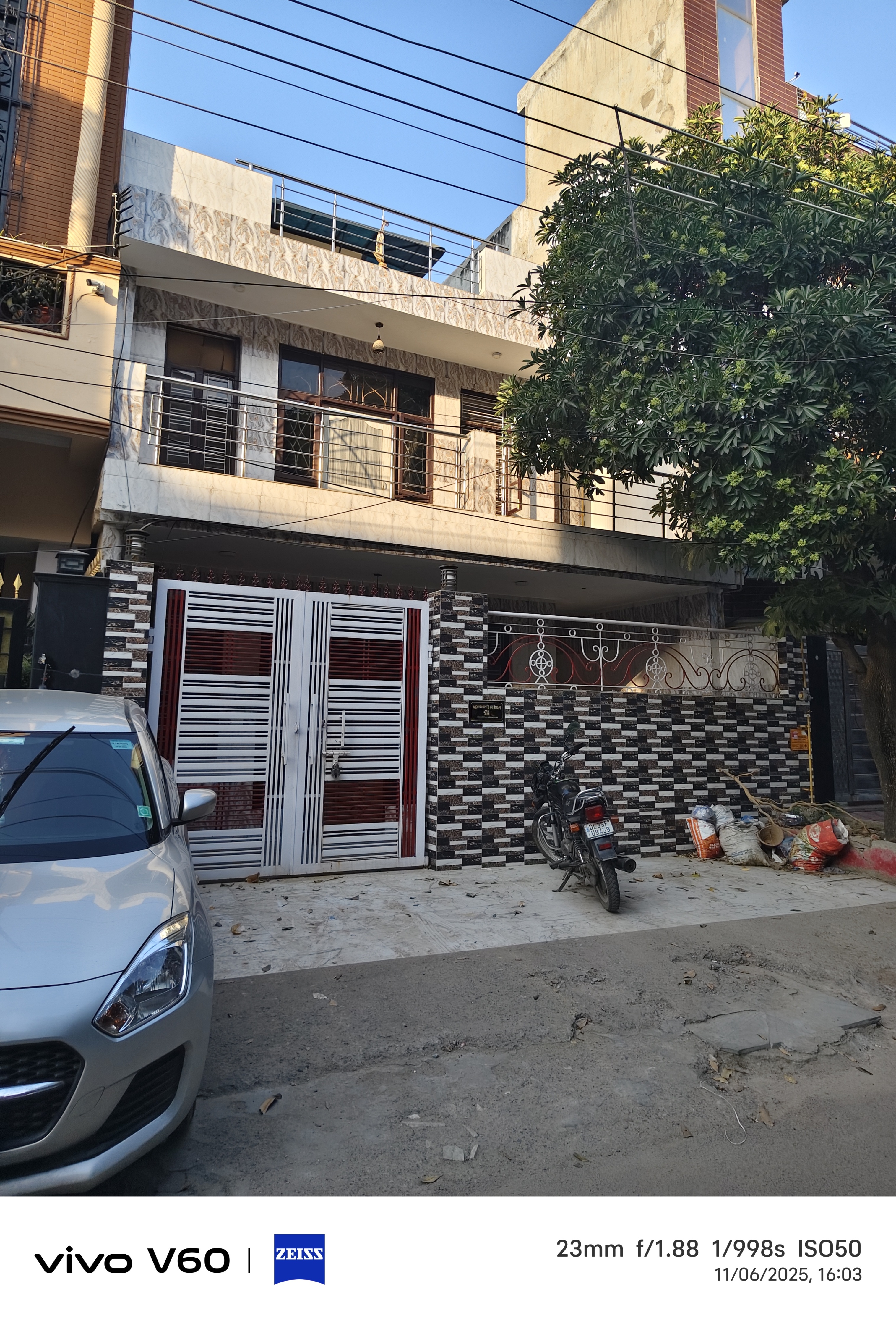 5 BHK + Servant Room Independent House For Sale in Sector 47