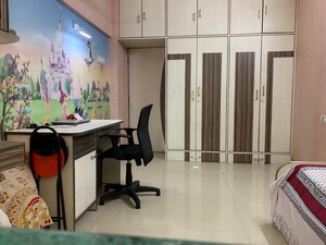 Bedroom in 2 BHK Apartment at Dosti Acres Aster, Wadala East – for Rent