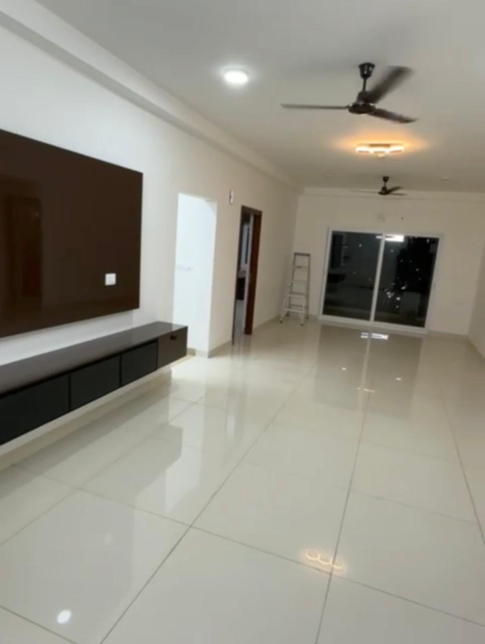 3.5 BHK + Servant Room Apartment For Rent in Prestige Tranquil