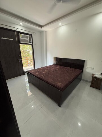 Bedroom in 2 BHK Builder Floor at Ardee City, Sector 52 – for Rent