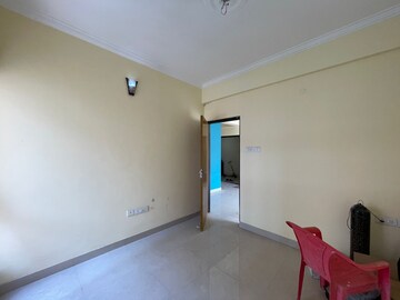 Room in  Apartment at PS Equinox, Topsia – for Sale