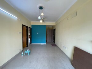 Room in  Apartment at PS Equinox, Topsia – for Sale