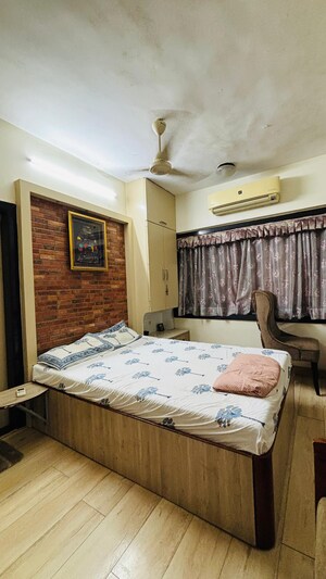 Bedroom in 2 BHK Apartment at K Raheja Vihar, Powai – for Rent