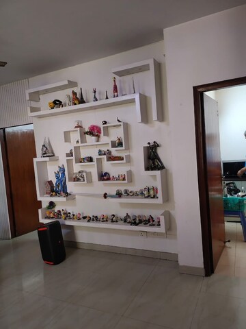 Floor Plan in 3.5 BHK Apartment at The Grand, Sector 52 – for Rent